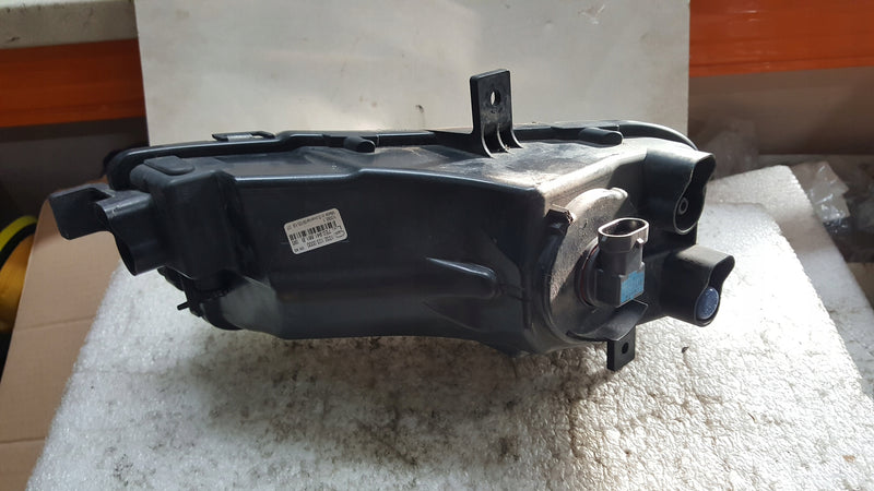 VW TRANSPORTER T6 HALOGEN LEWY 7E0941661B