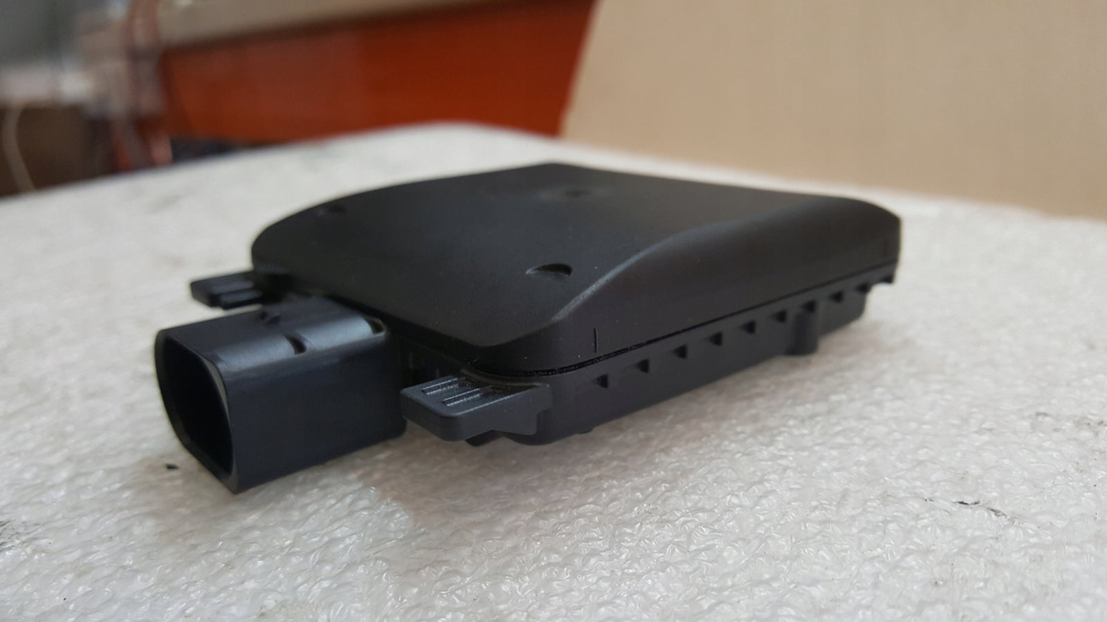 Radar asystent zmiany pasa VW AUDI SKODA SEAT 2Q0907685E demontaż