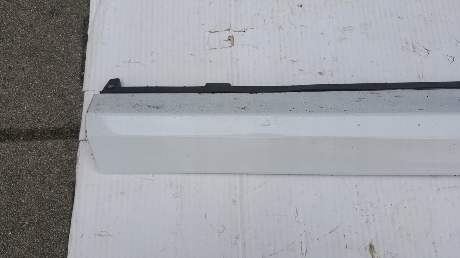 Listwa progowa prawa strona AUDI A3 cabrio 8V7853860