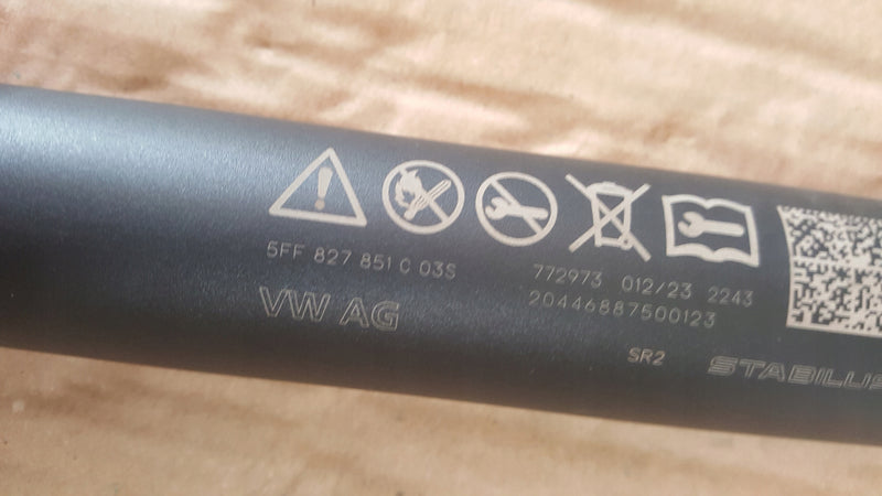 SIŁOWNIK TELESKOP KLAPY BAGAŻNIKA 5FF827851C CUPRA FORMENTOR 23R