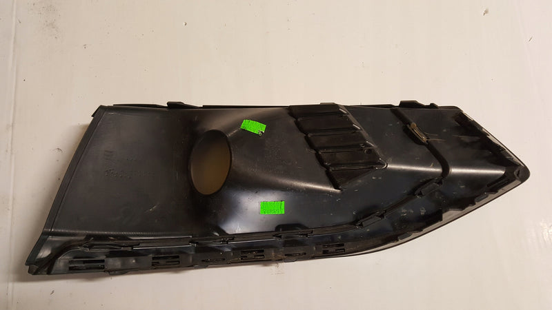 Kratka zderzaka lewa AUDI A4 B9 lift 8W0807681AK