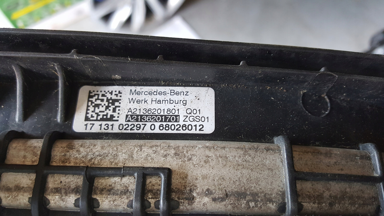 Wzmocnienie pasa przód MERCEDES W213 A2136201701