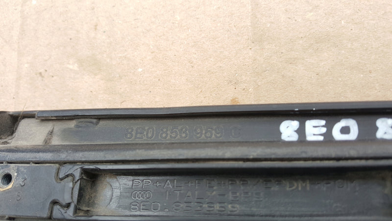 AUDI A4 B7 SLINE LISTWA DRZWI DOLNA LEWY PRZÓD S-LINE 8E0853959C
