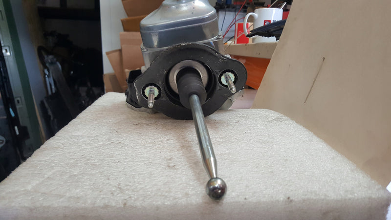 Pompa hamulcowa serwo VW SKODA SEAT AUDI 1EB614105BC demontaż