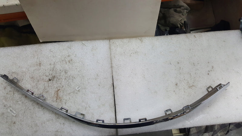 Listwa chrom zderzaka tylnego lewa strona VW TOUAREG 760853841 demontaż