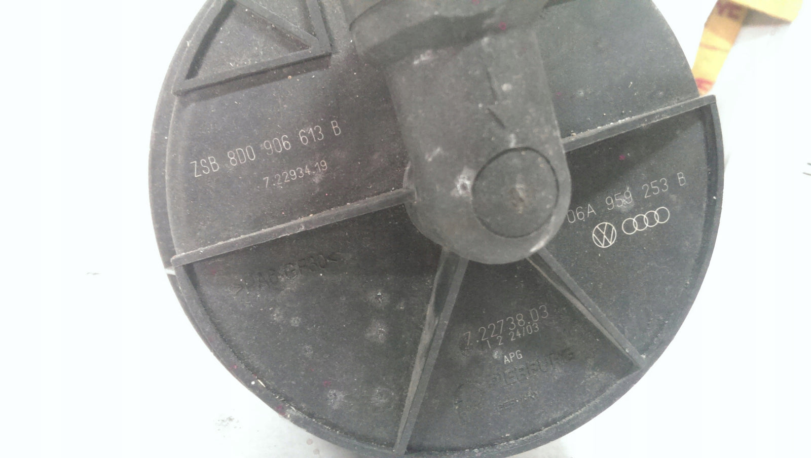 Pompa powietrza wtórnego VW AUDI 06A959253B
