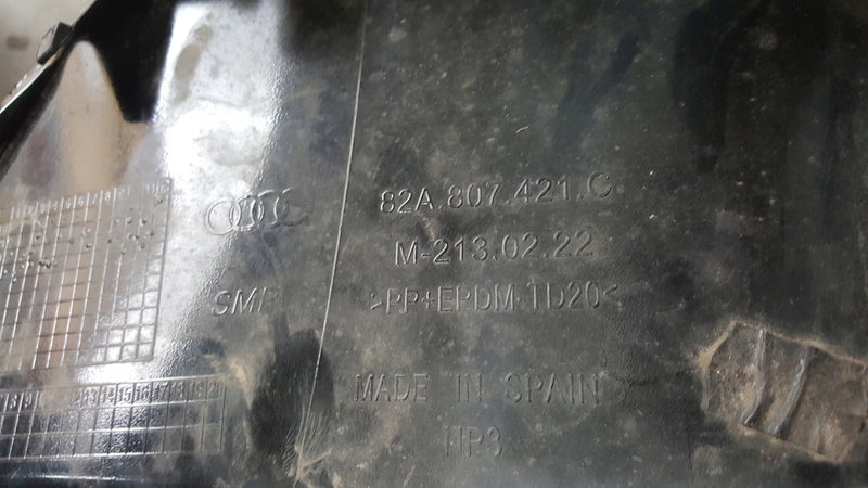 Dokładka spoiler zderzaka tył AUDI A1 82A807421C demontaż