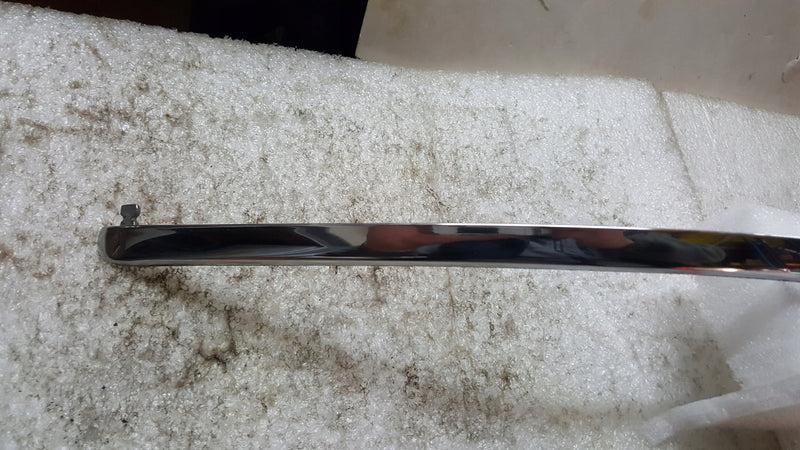 VW PASSAT B5 FL LISTWA ZDERZAKA CHROM LEWA 3B0807243