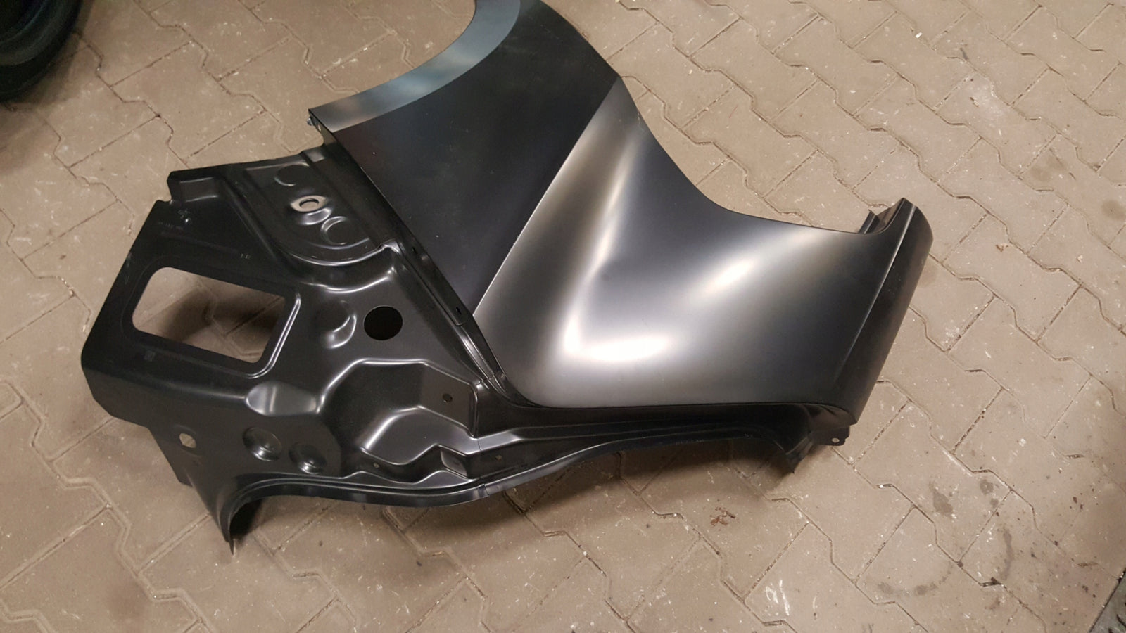 VW GOLF 8 VIII 5H4 5D 2019-2025 tylny tył lewy błotnik 5H4809051 5H4809843