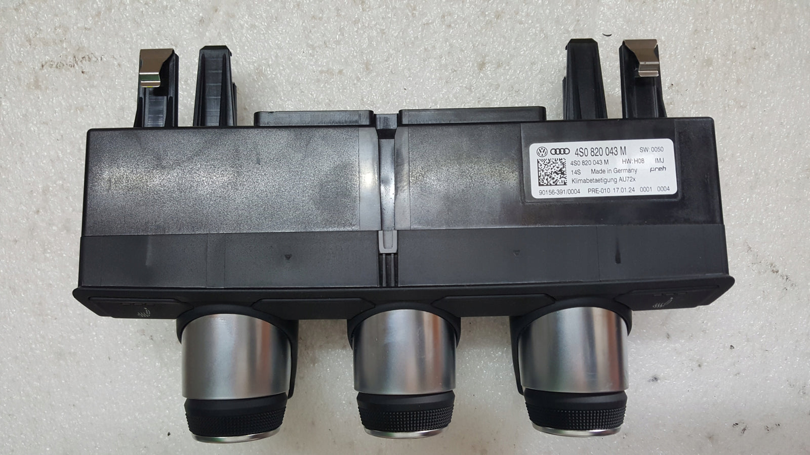 Panel klimatyzacji AUDI R8 4S0820043M demontaż