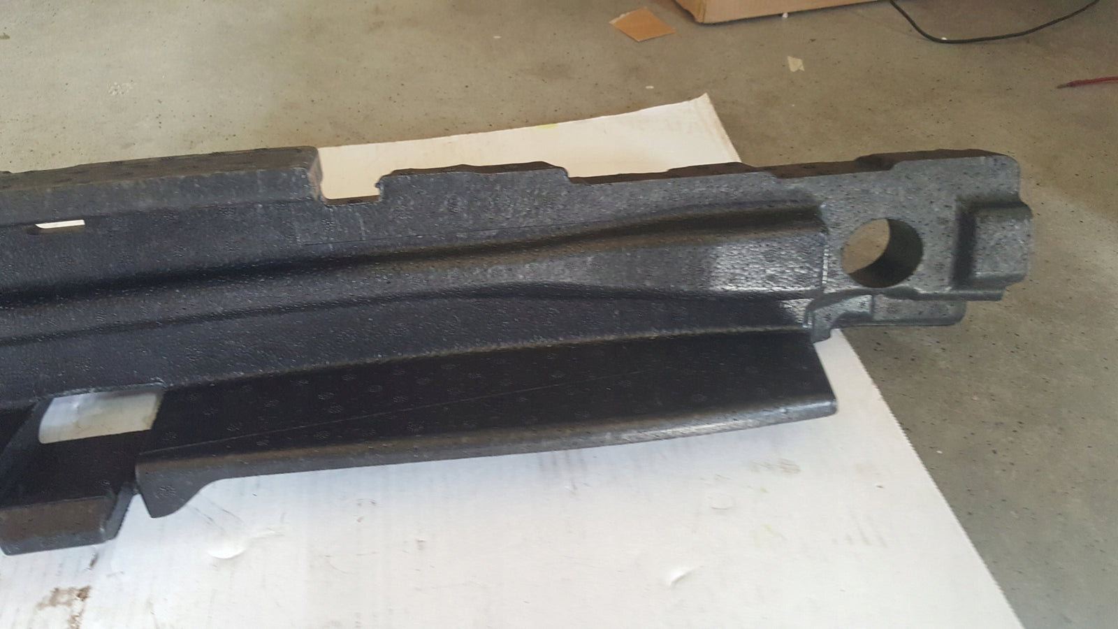 Absorber zderzaka tylnego VW PASSAT B8 3G9807251C