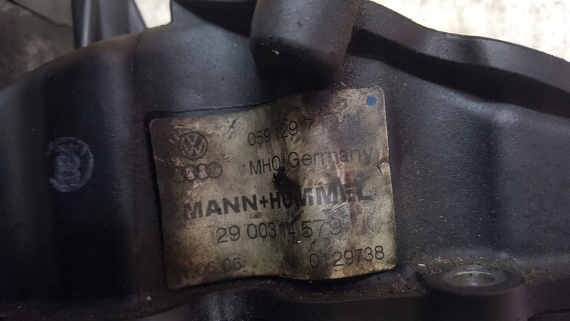 kolektor ssący VW Audi 059129712N