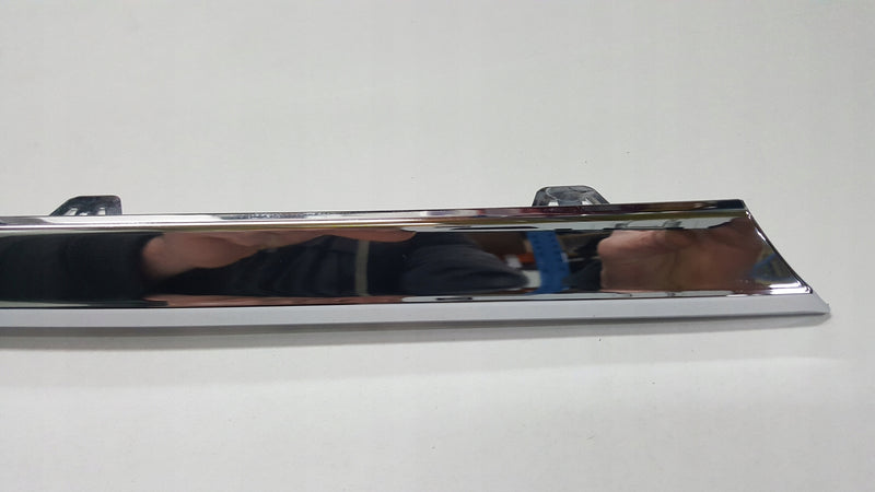 NOWA ORYGINALNA listwa chrom grilla przód prawa strona VW T6 7LA853764