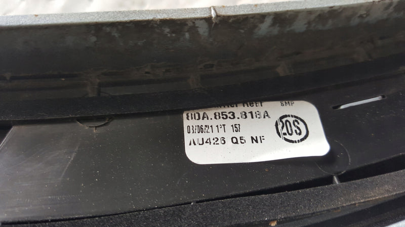 Listwa błotnika prawy tył AUDI Q5 80A853818A demontaż