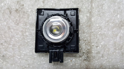Lampka kabiny Led AUDI Q5 RS6 80A947292B demontaż