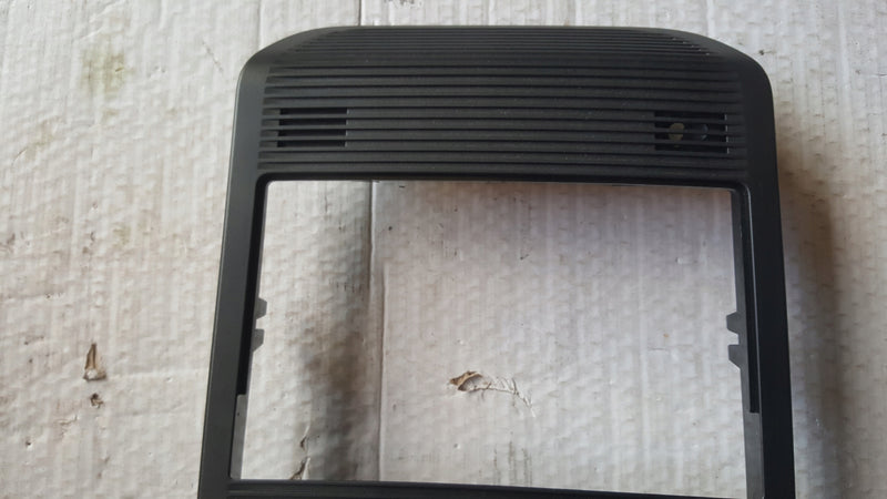 Lampka podsufitki kabinowa SKODA OCTAVIA IV 5E3959561H demontaż