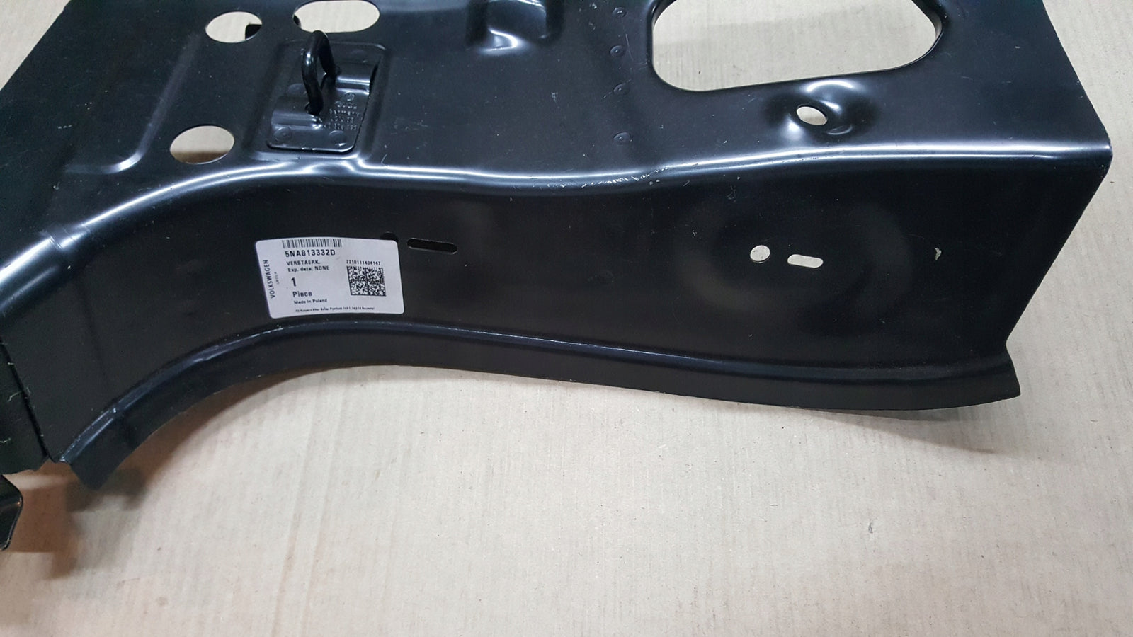 VW TIGUAN 5NA OKULAR PAS TYŁ PRAWY 5NA813332D