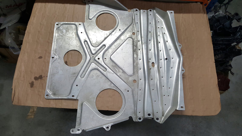 OSŁONA PODŁOGI SILNIKA AUDI R8 4S0825203D