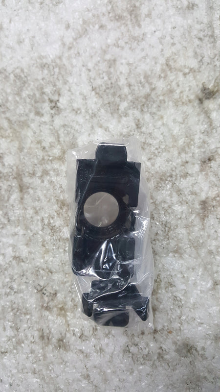 Audi Q5 II Lift uchwyt mocowanie czujnika parkowania lewy przód 80A919267F