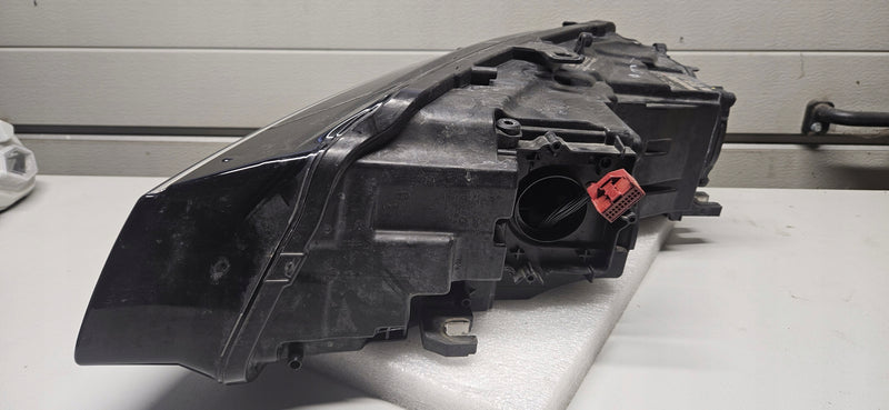 Pr Matrix Audi A8 S8 4H0941036 IDEAŁ 2015r