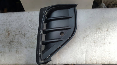 Kratka zderzaka prawy przód VW ID.4 11A807820 demontaż