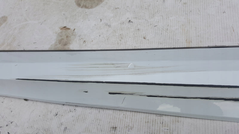 Listwa progowa prawa strona AUDI A3 cabrio 8V7853860