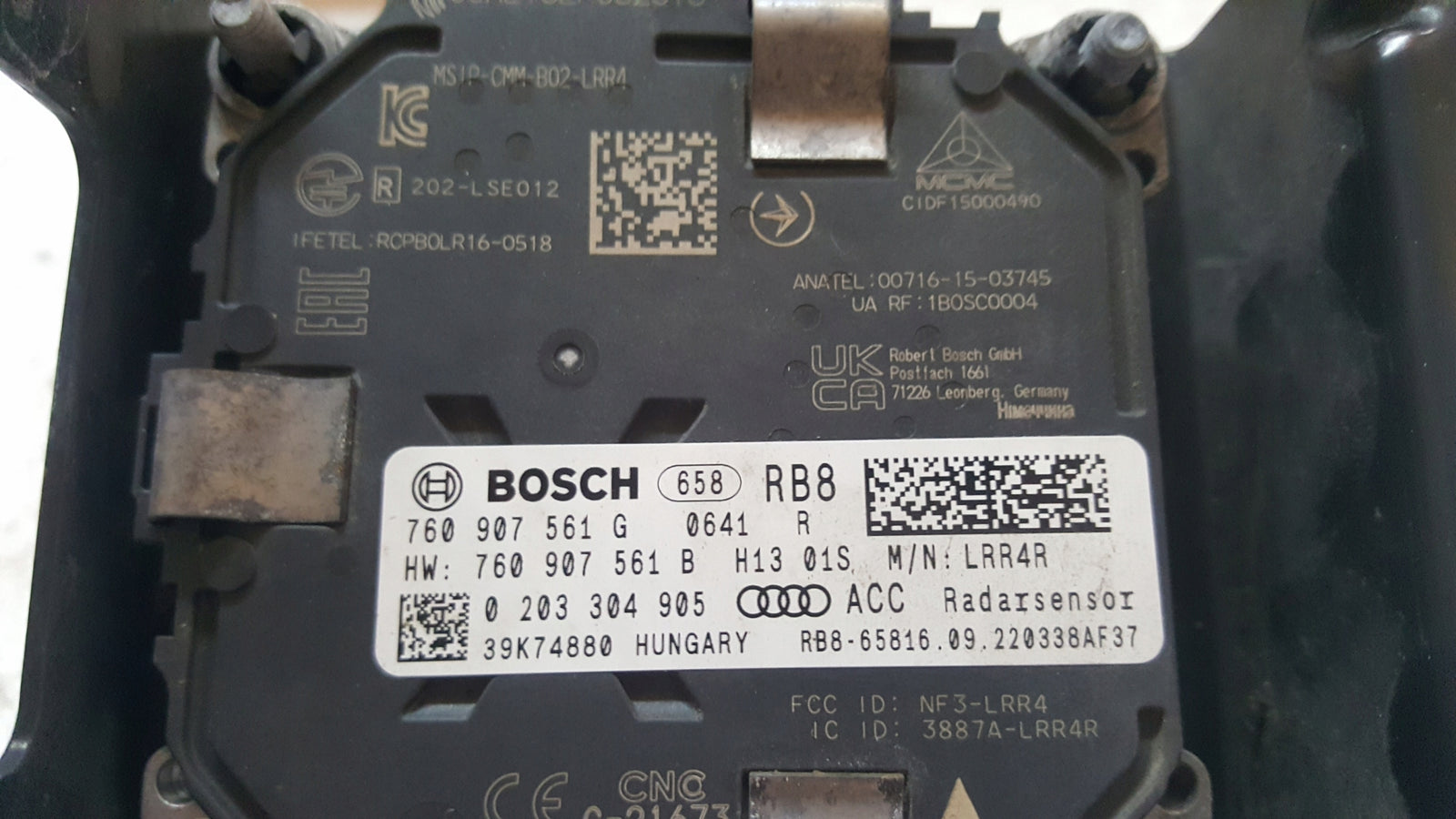 Radar ACC distronic VW TOUAREG 760907561G 760907574 demontaż