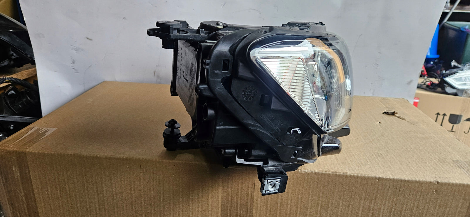 2GA941036H pr VW T-ROC FULL LED 2019r EUROPA