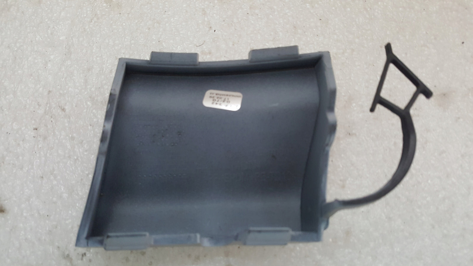 NOWA ORYGINALNA zaślepka haka zderzaka przód VW T6 7E5807241