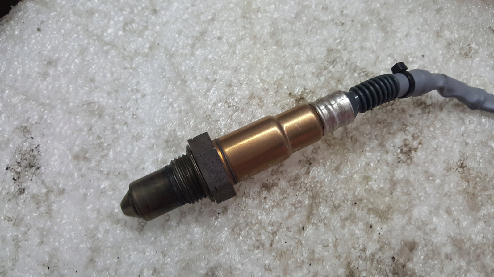 Sonda lambda VW AUDI 04L906262B demontaż