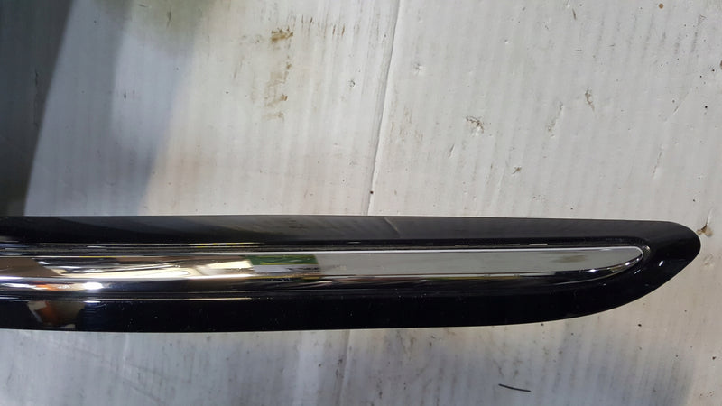 Kratka zderzaka prawy przód VW TIGUAN R-LINE 5NA853666J demontaż