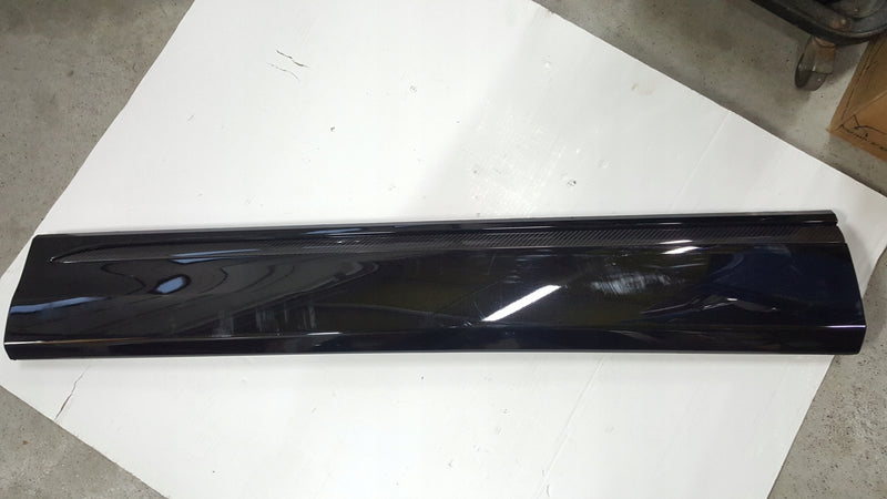 Listwa drzwi LE przód AUDI Q8 4M8853959B demontaż