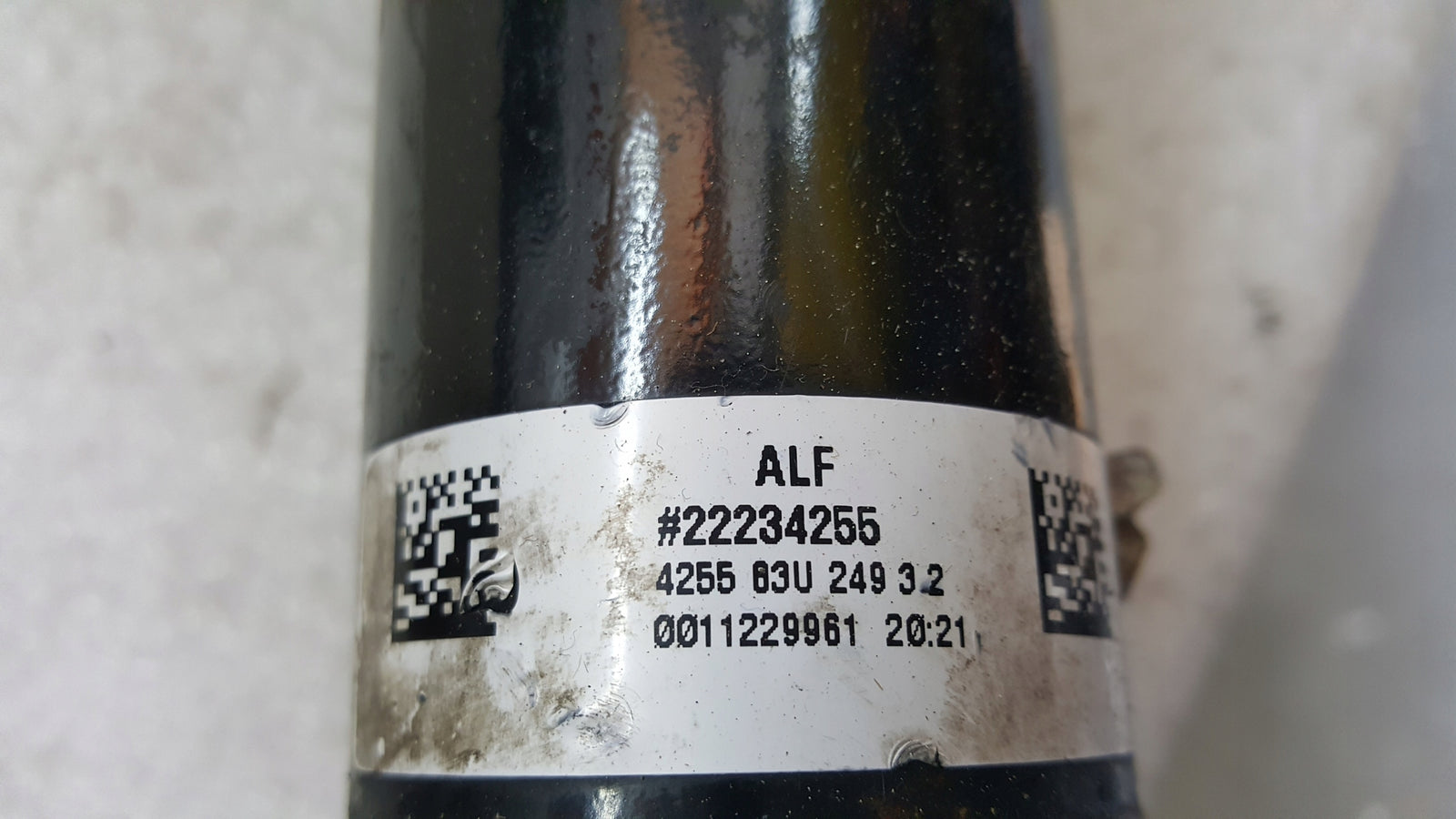 Amortyzator lewy przód AUDI R8 420412019AK demontaż