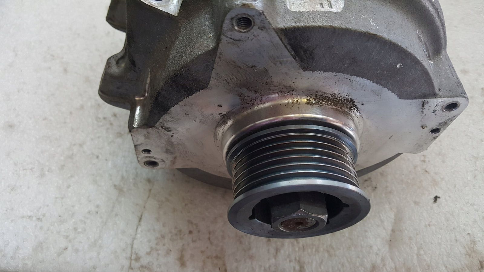 Alternator rozrusznik AUDI A5 (8B) RS6 RS7 RSQ8 4N1903028B demontaż