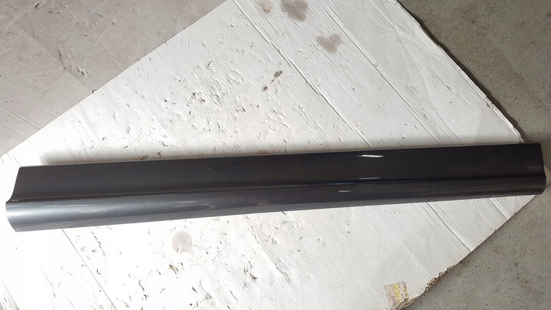 Listwa drzwi prawy przód AUDI Q5 8R0853960B NOWA
