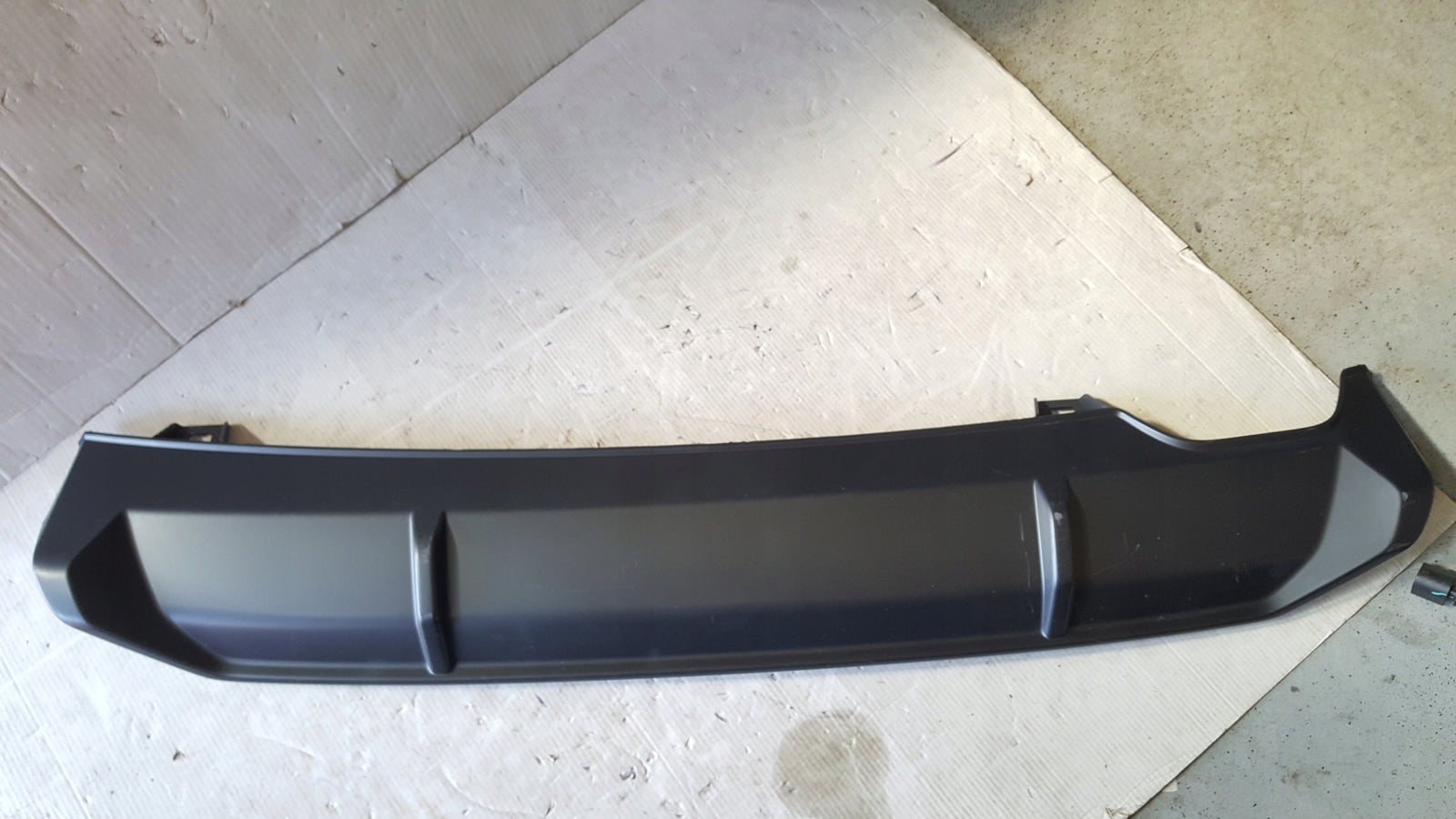 Dokładka spoiler zderzaka tył AUDI A1 82A807421A