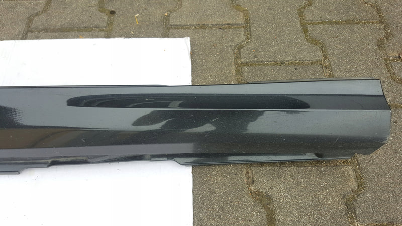 Listwa progowa prawa strona AUDI A6 (C8) S-LINE 4K0853856A demontaż