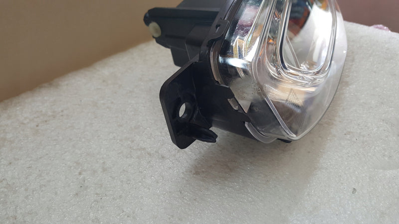 NOWY ORYGINALNY prawy halogen FORD KUGA LJ6B-15A264-AC
