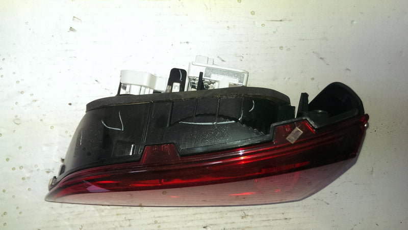 Prawa tylna lampa w klapę VW GOLF VII 5G9945094