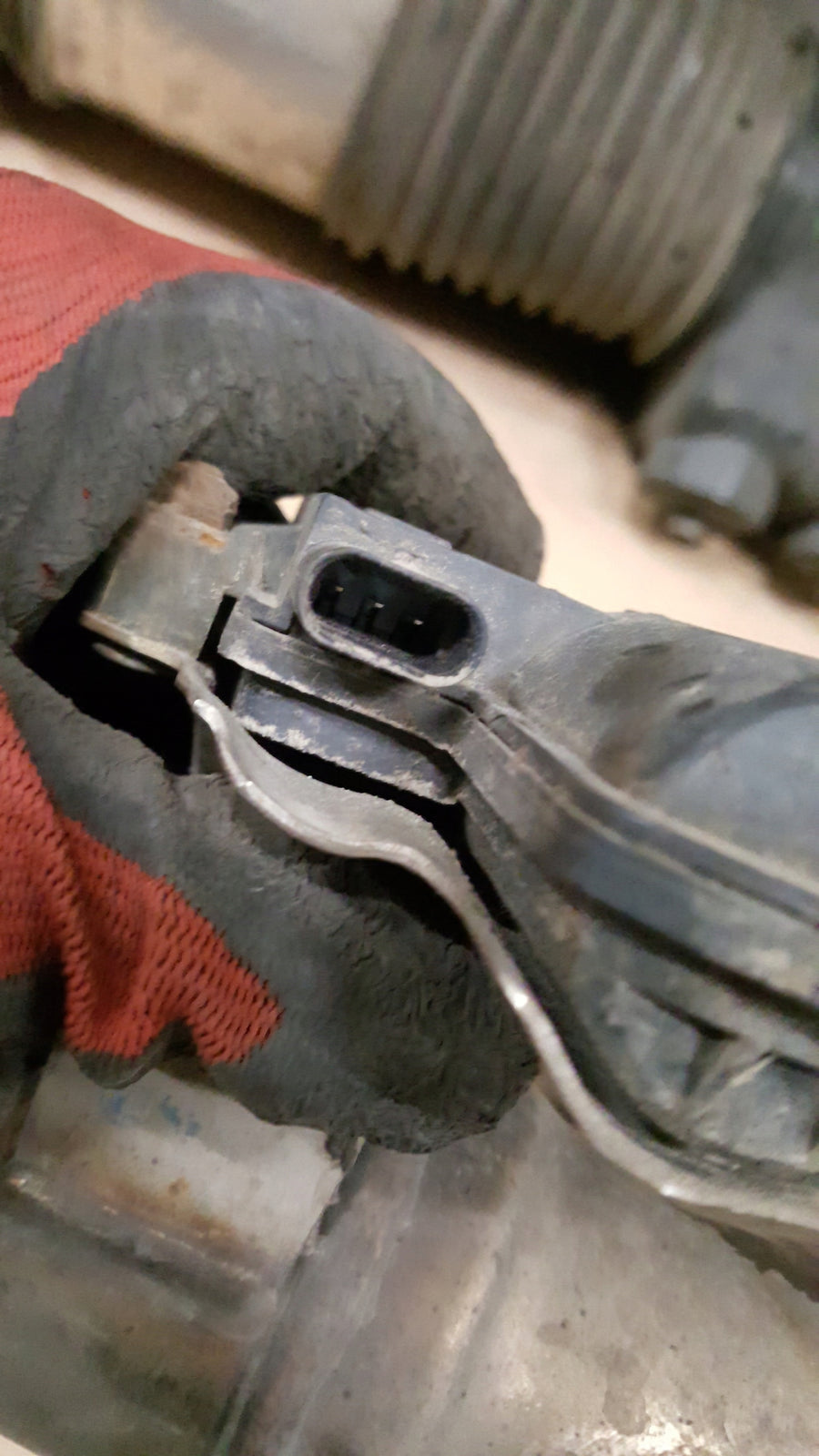 TŁUMIK KOŃCOWY AKTYWNY PRAWY AUDI S4 A4 B9 8W0 17- 8W0253612B