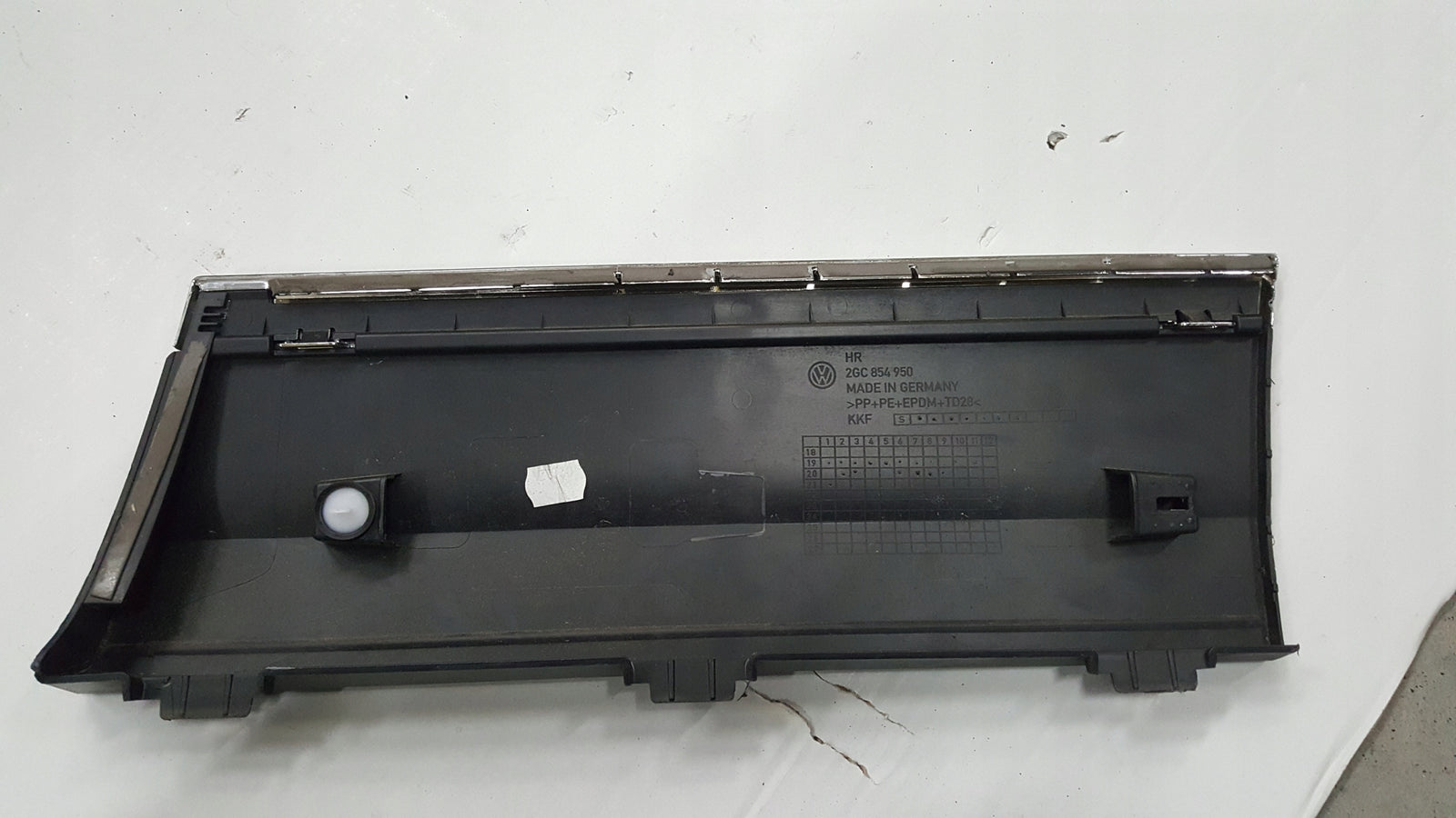 Listwa drzwi prawy tył VW T-ROC cabrio 2GC854950