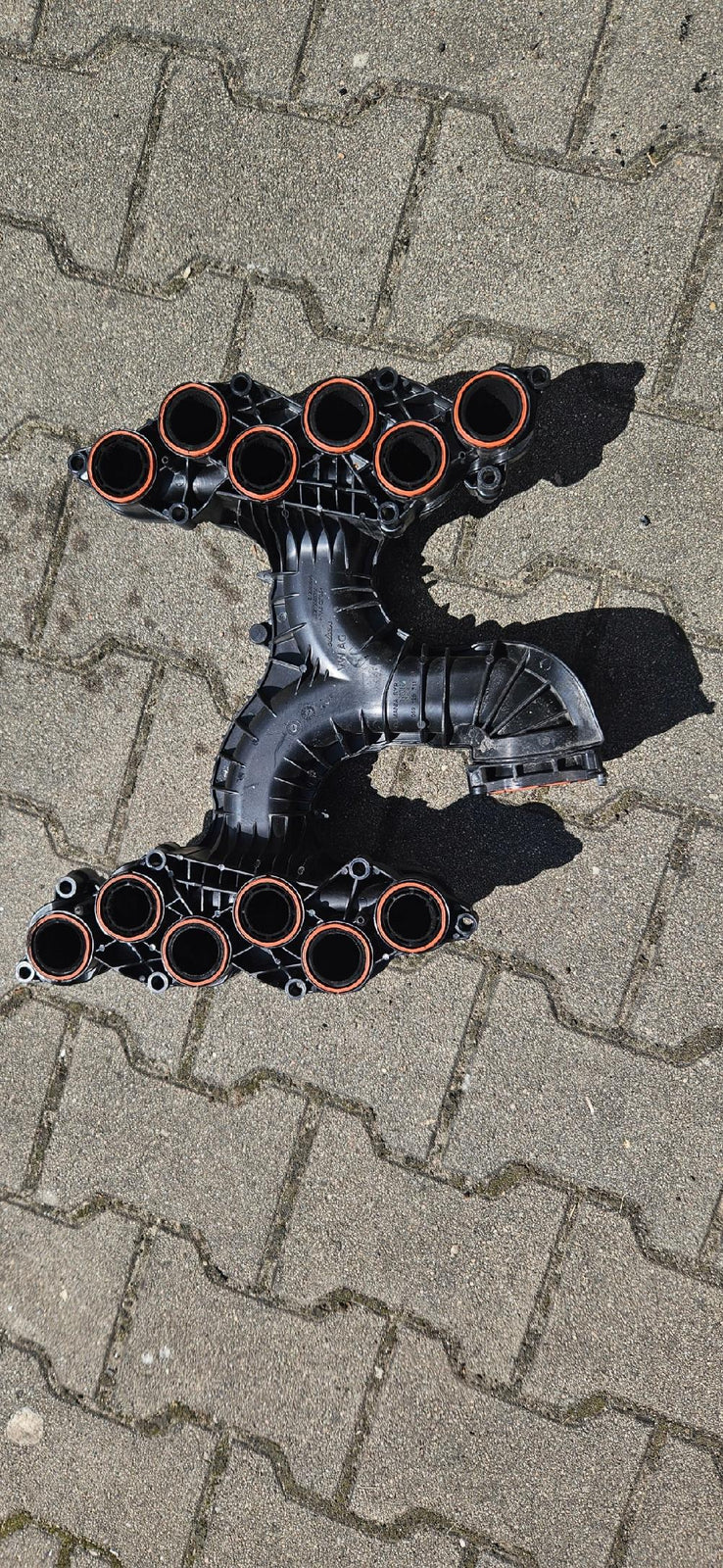 kolektor ssący VW Audi 3.0TDI 059129711DH