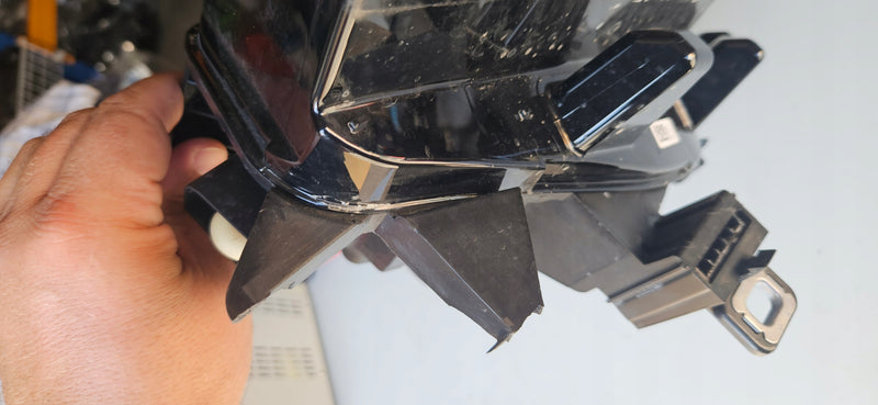 Pr ful led Vw ID.4 ID4 11B941005A demontaż