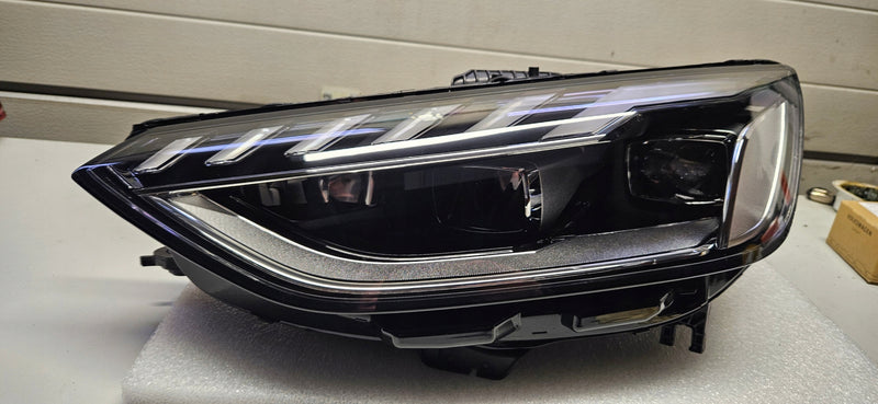 Le NOWY kompletny FUL LED Audi A4 S4 RS4 8W0941033D IDEAŁ!