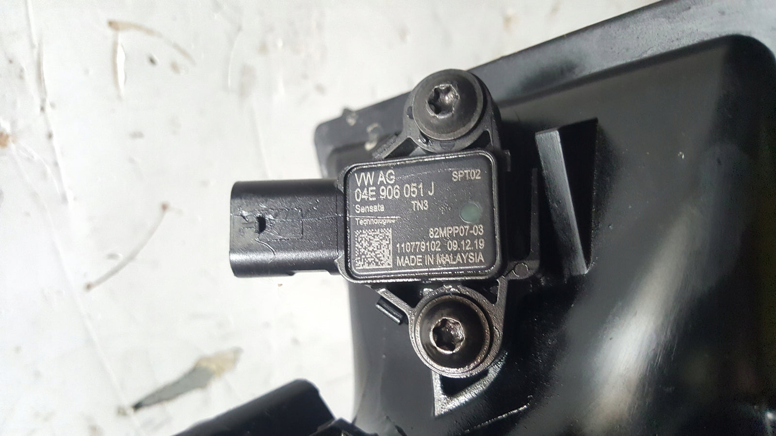 ddb98bd59de341b46a230ed56470ad44