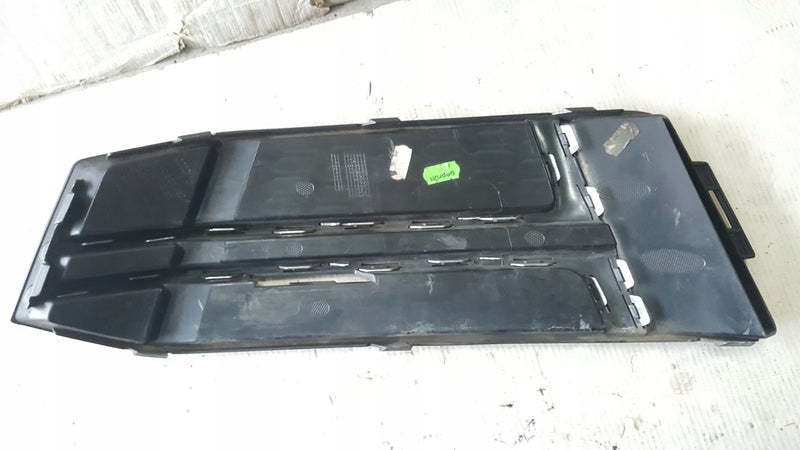 Kratka zderzaka prawy przód AUDI A4 B9 8W0807682F