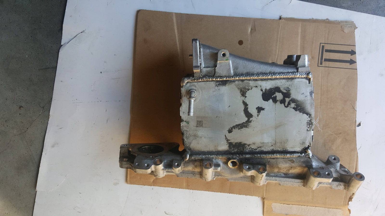 kolektor ssący VW Audi Skoda Seat TDI 04L129766BB