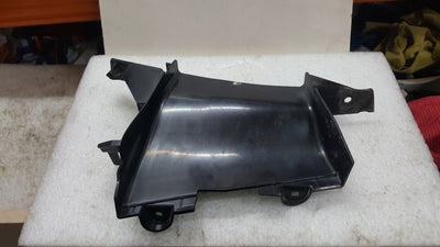 Kierownica powietrza lewy przód AUDI A5 8W6121763D demontaż