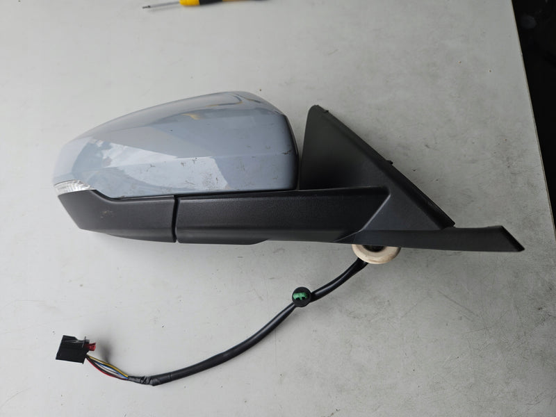 Pr Lusterko zewn AUDI A1 82B857502A 6 pin IDEAŁ