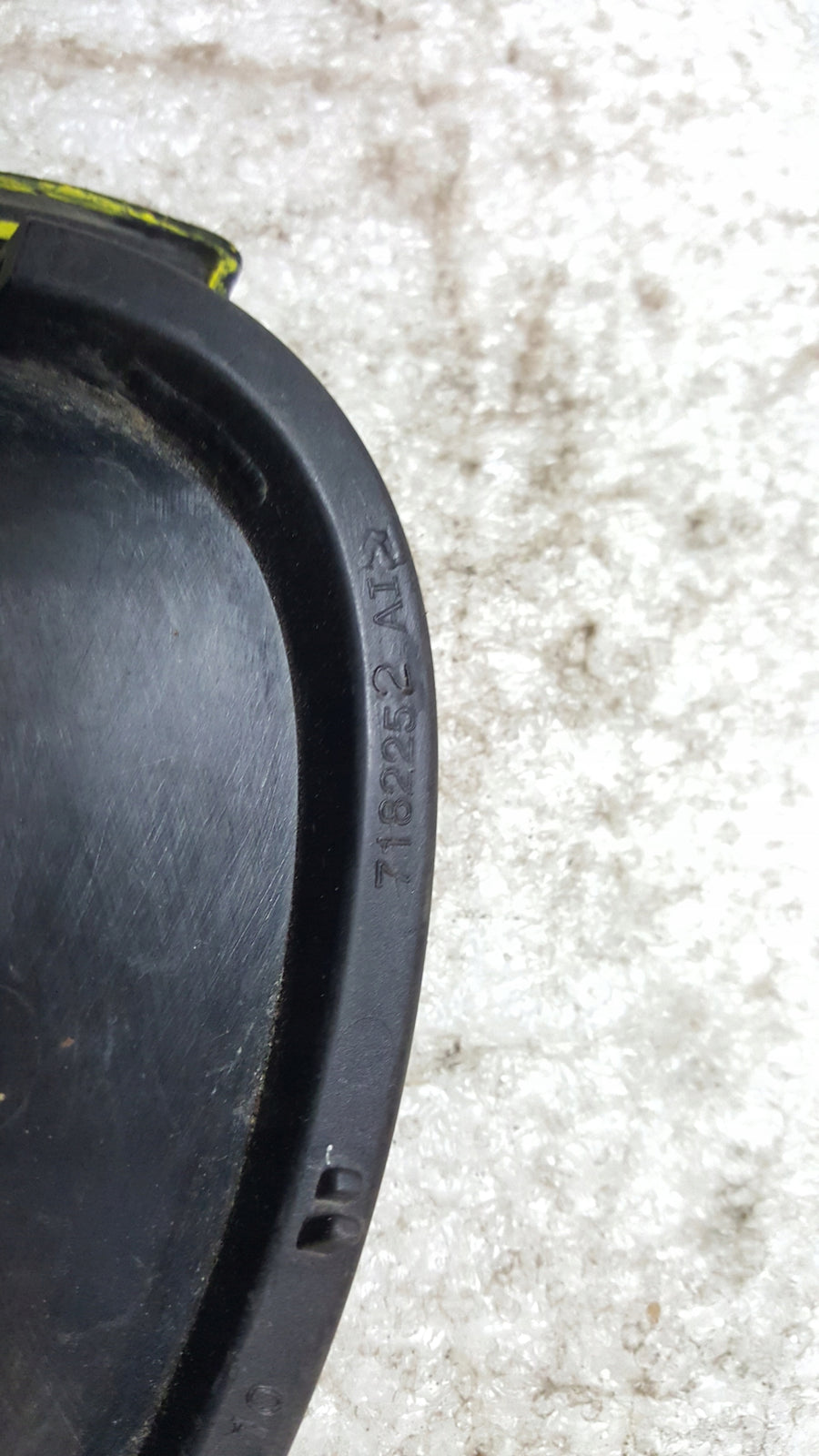 ZAŚLEPKA TYLNEGO ZDERZAKA WYDECHY BMW X5 E70 PRAWA 5112105034/7182252